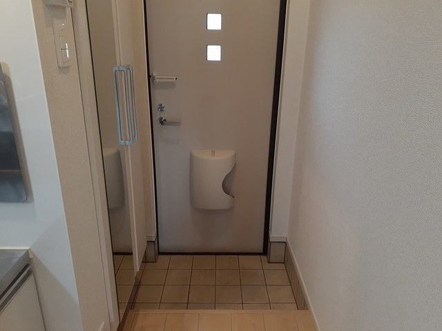 フェアリー 玄関