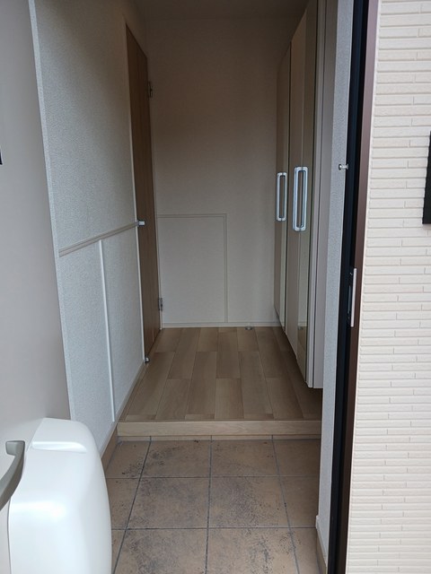 アヴニール 玄関