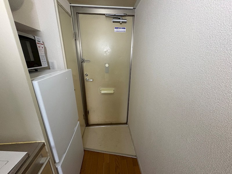 レオパレスコンフォート 玄関