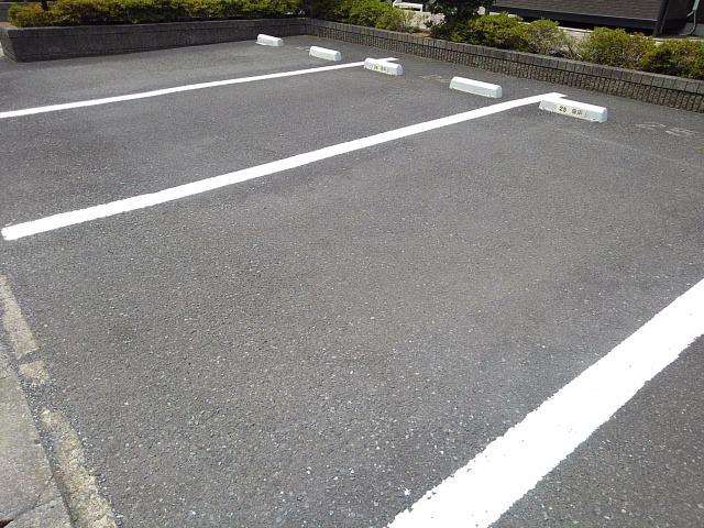 エクセル城東Ｃ 駐車場