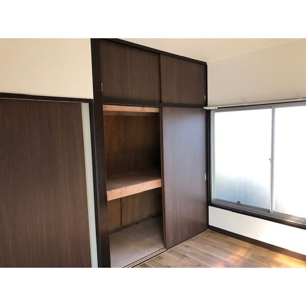 筑西戸建 収納