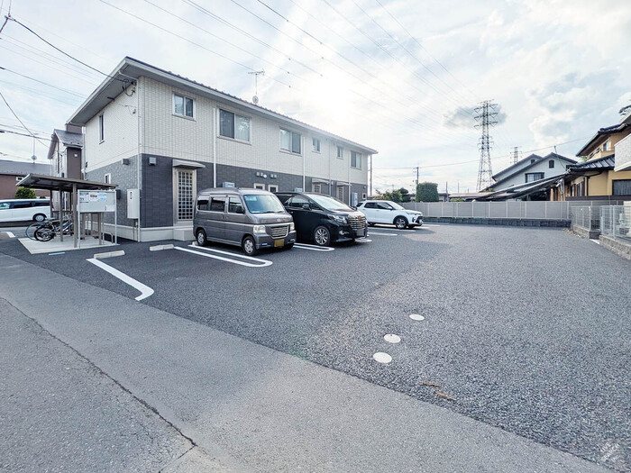 グラン・シャリオ G 駐車場