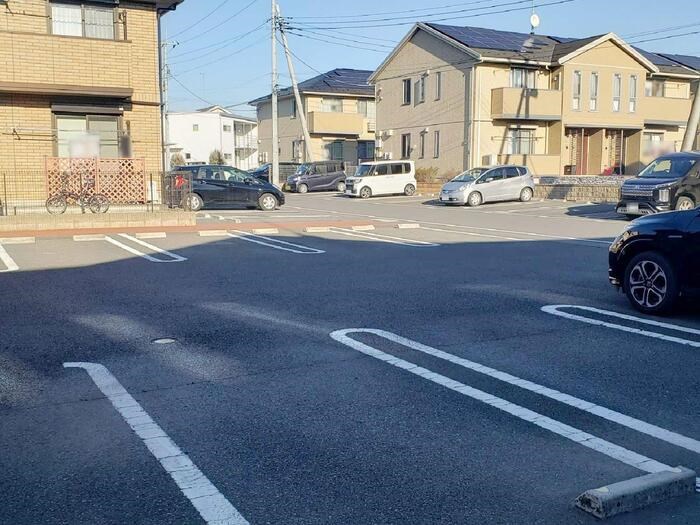 カーサ　フォレスト　A 駐車場