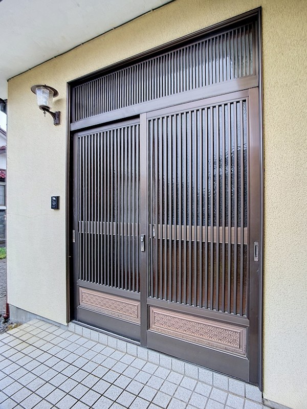 那須塩原市西三島4丁目戸建 玄関