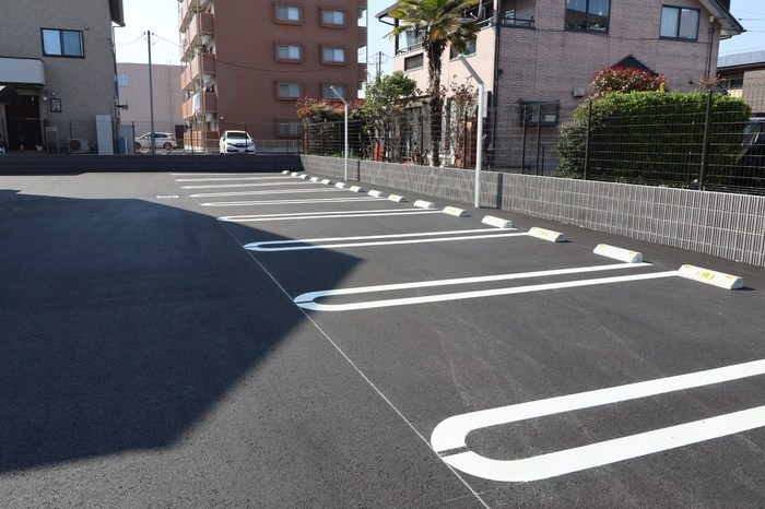 リンクベース2 駐車場