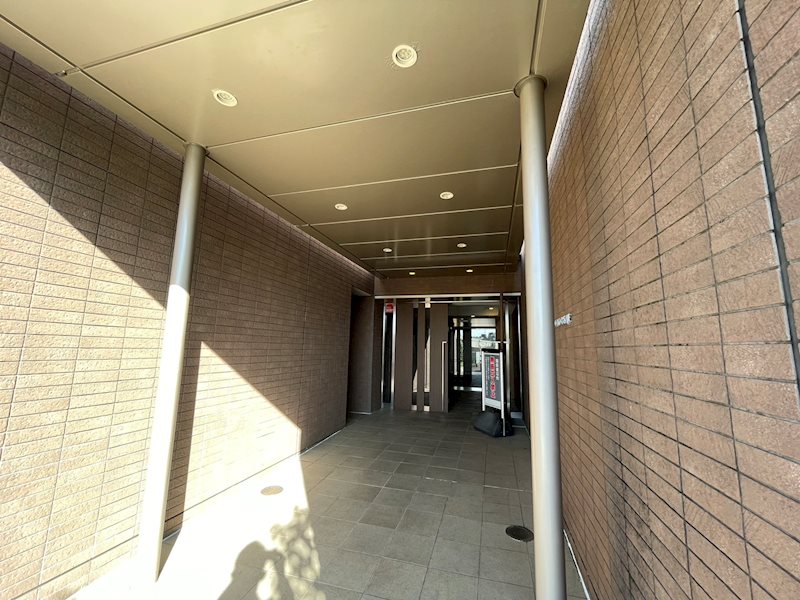 スタイリオ妙蓮寺 エントランス