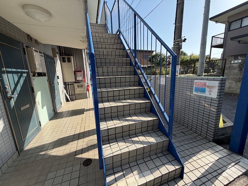 西山ハイツ エントランス