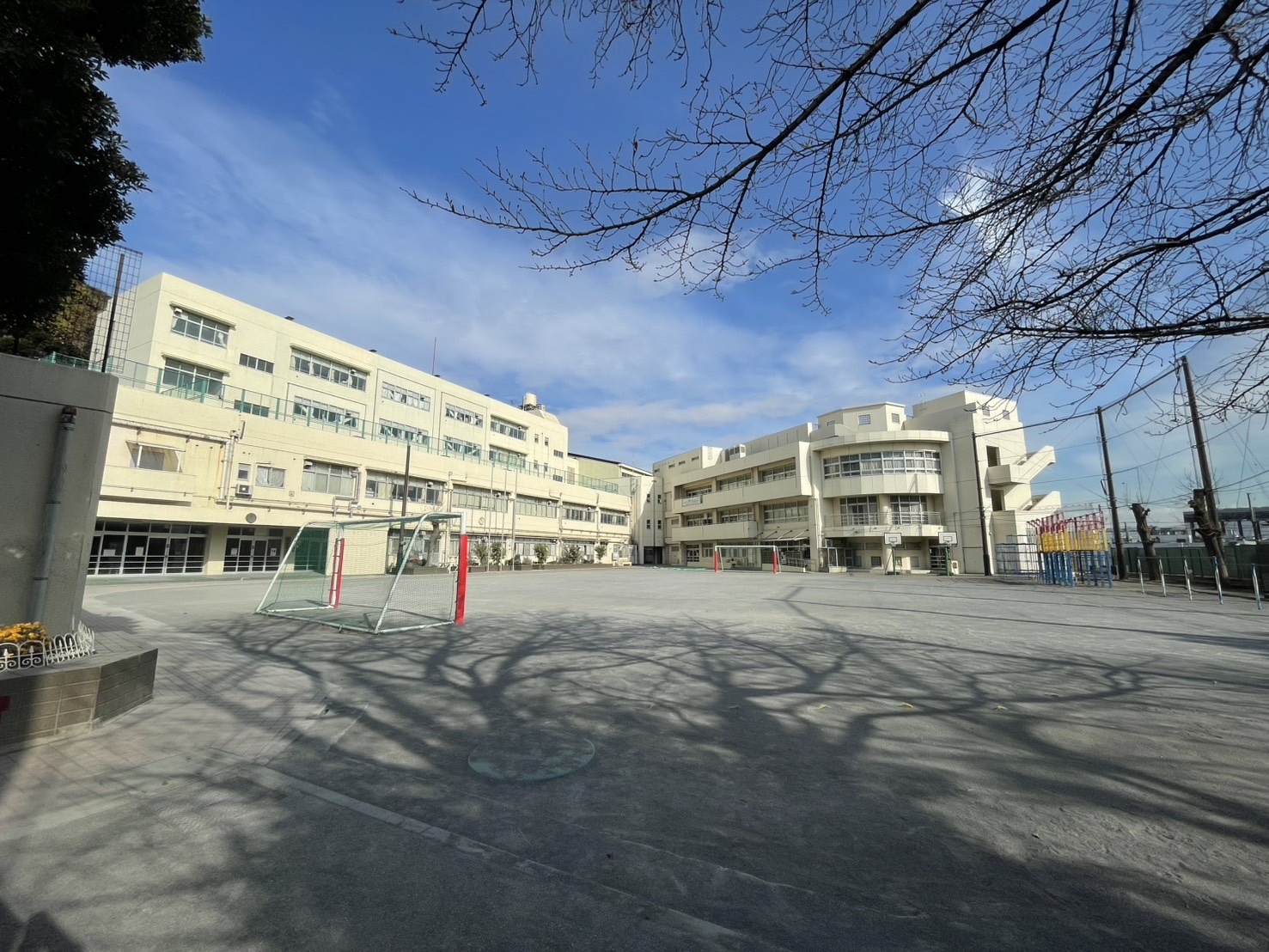 ソルジェンテ日吉 小学校