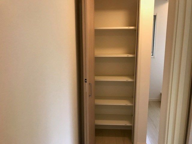シャインヒルズＡ棟 収納