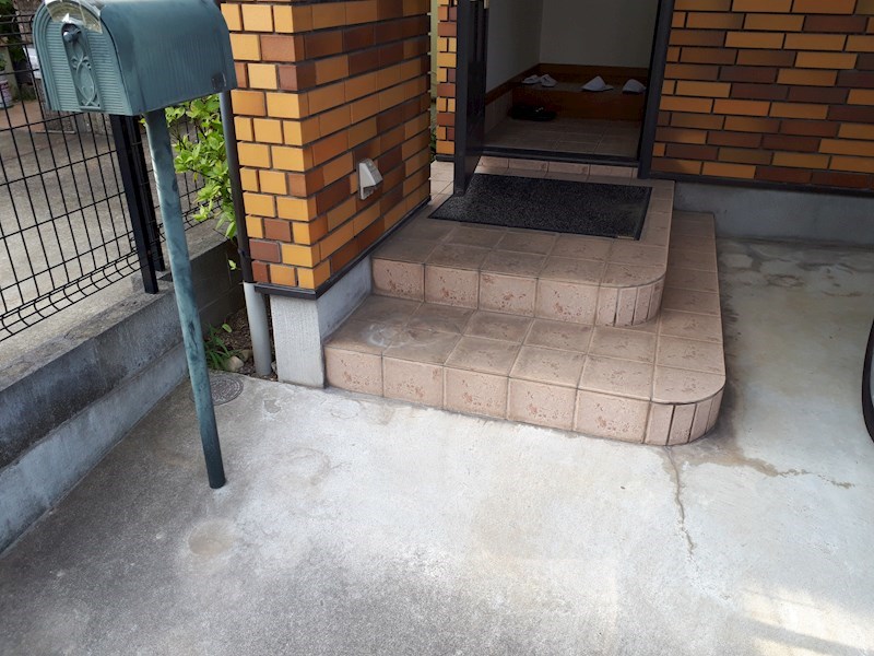 樽町４丁目戸建 エントランス