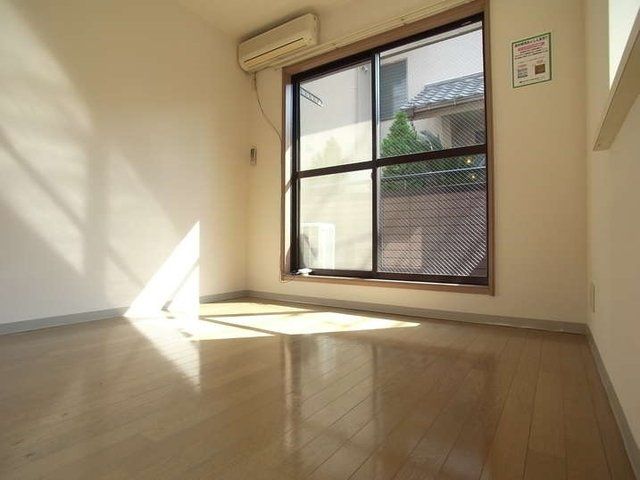CASA菊名 リビング