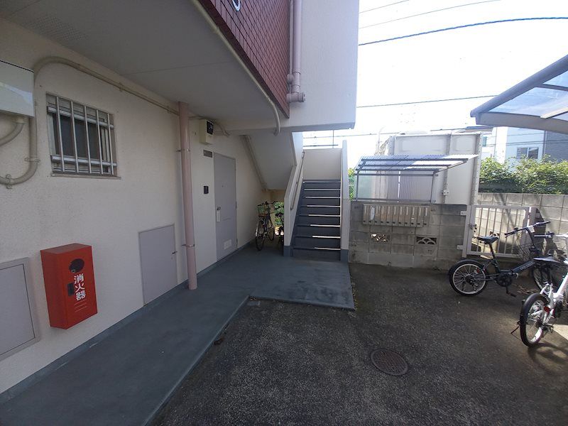 コープ大曽根 エントランス