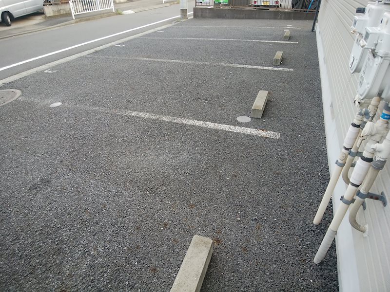 ラポールＫ参番館 駐車場