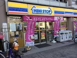 青山コーポＡ コンビニ