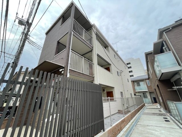 エレガンス新横浜 外観