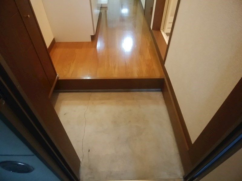 ラポールＫ弐番館 玄関