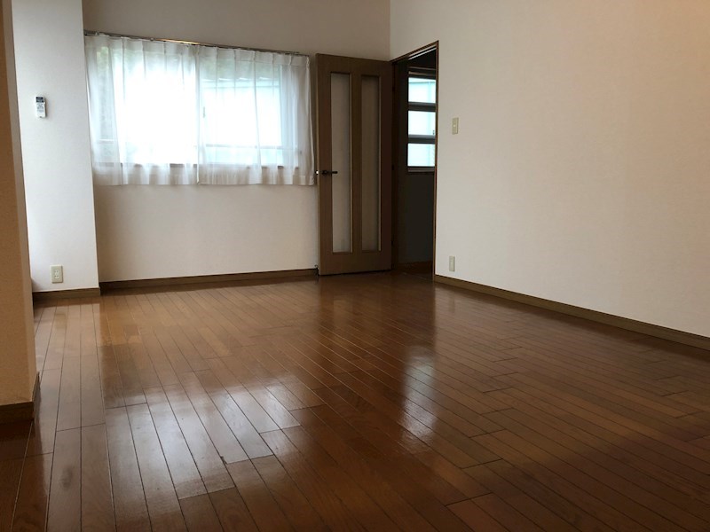 フロレスタ大倉山壱番館 リビング