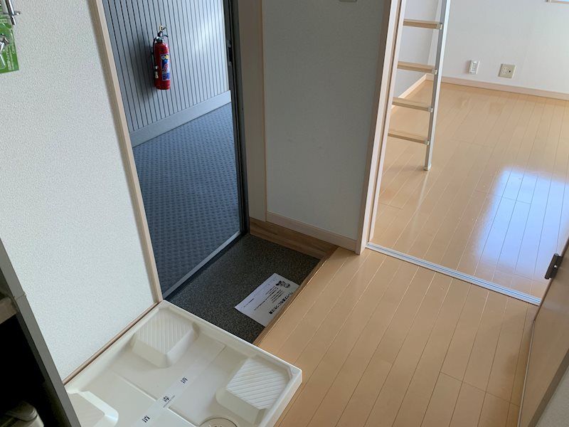 アネックス菊名 玄関