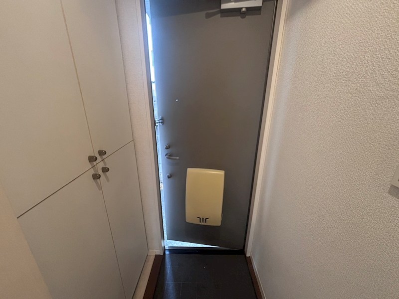 プレシャス 玄関