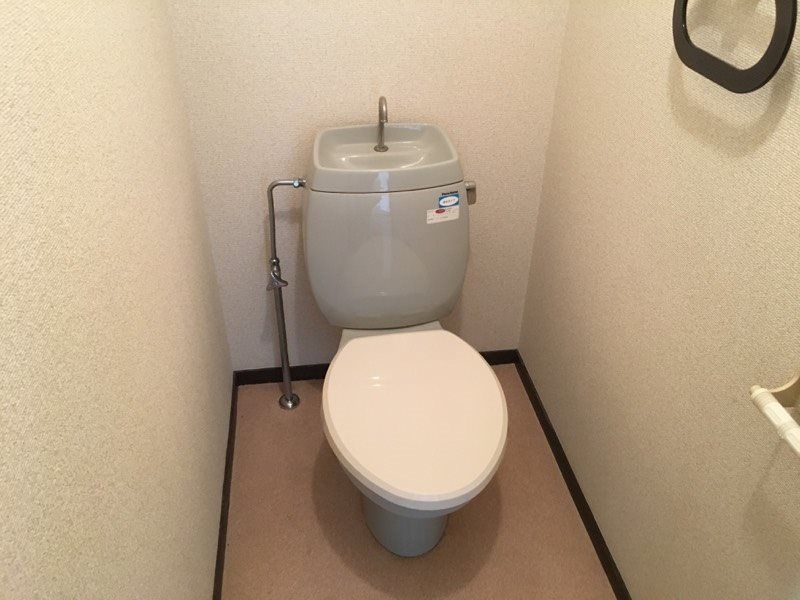 神奈川県横浜市港北区新吉田東７丁目 トイレ