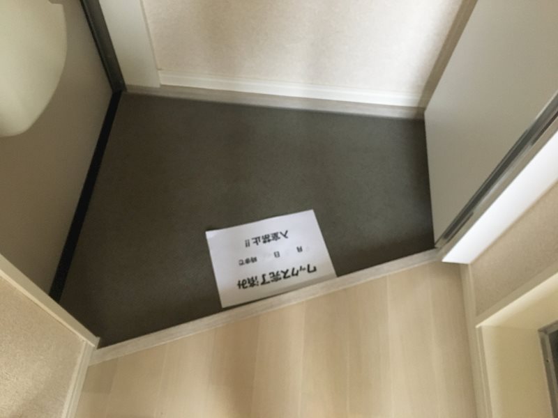 トスカ 玄関