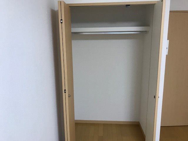 レルフェ綱島 収納