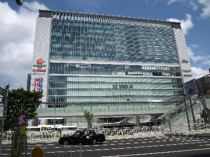 グロースメゾン新横浜 ショッピング施設