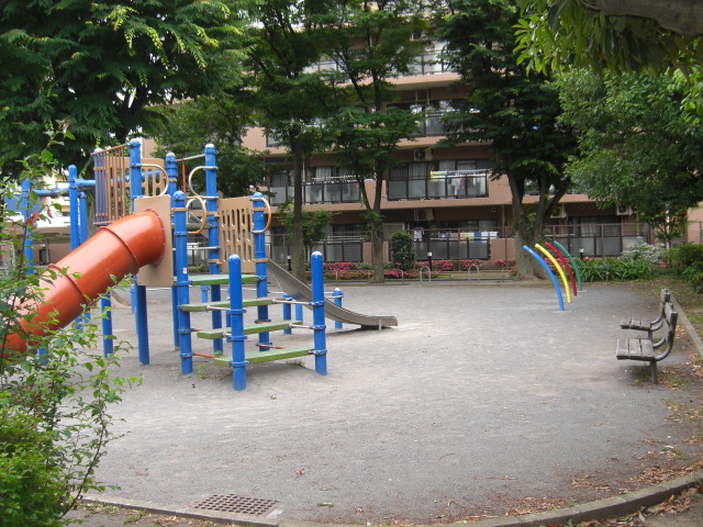 エリーテ元住吉 公園