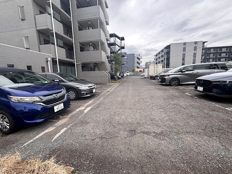 桂樹館 駐車場