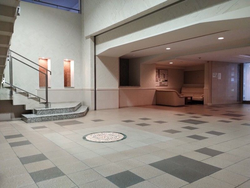 LA.PRYLE新横浜 ロビー