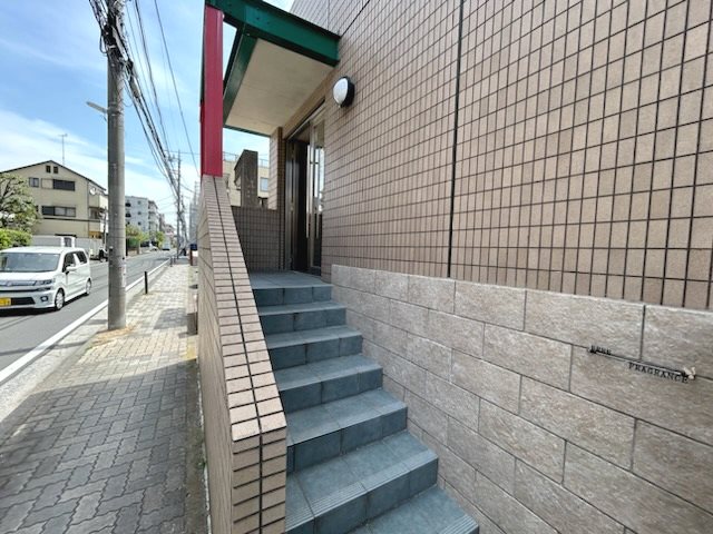 フリーフレイグランス エントランス