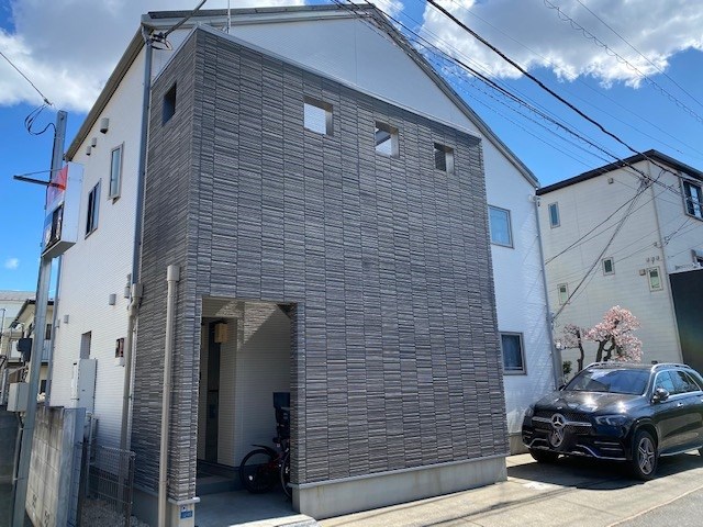 プレシャス エントランス