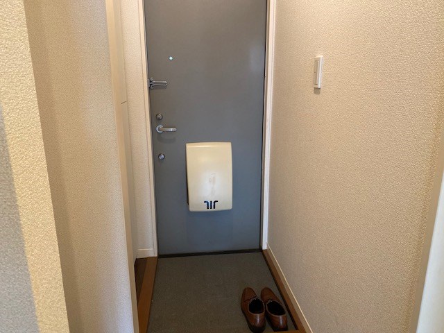 プレシャス 玄関