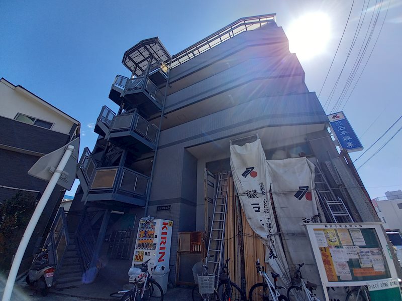 石本興業ビル 外観