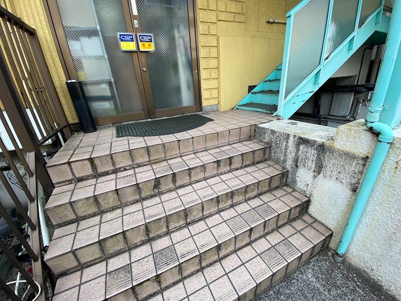 エスポワール新横浜 エントランス