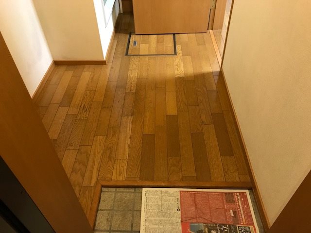 フローラスクエア 玄関