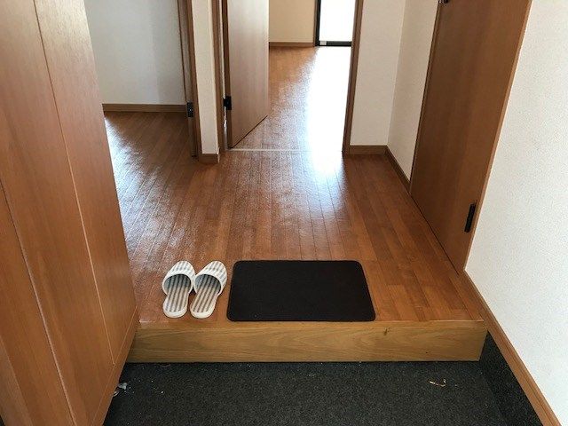 サンヒルズ 玄関