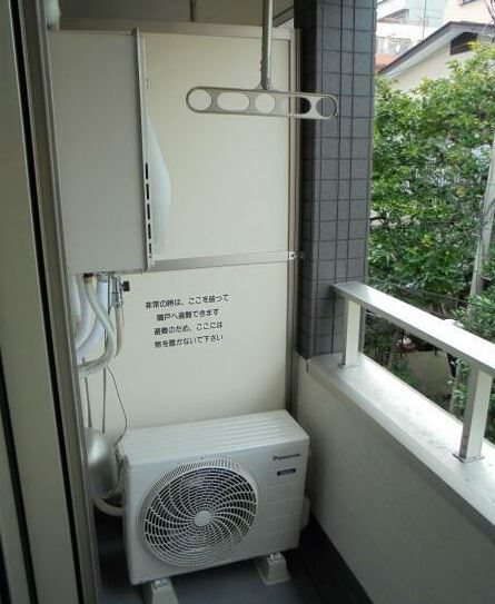 アース武蔵小杉 ベランダ