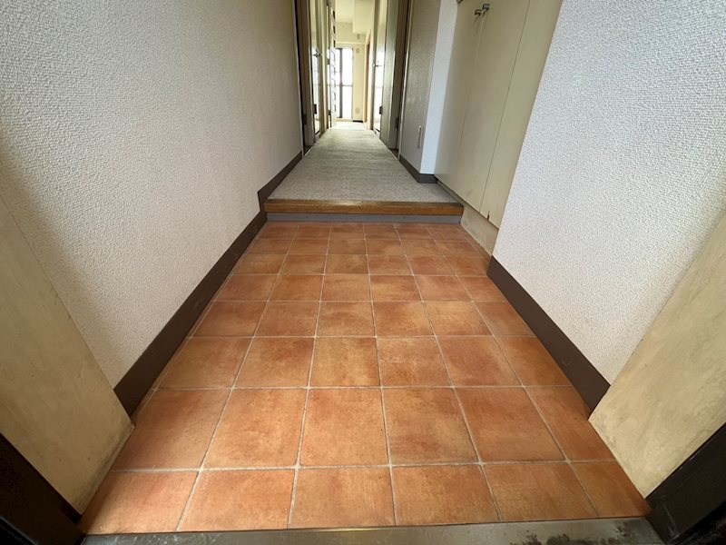 ライオンズマンション日吉南 玄関