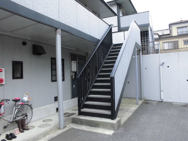 サンライフ妙蓮寺Ａ棟 エントランス