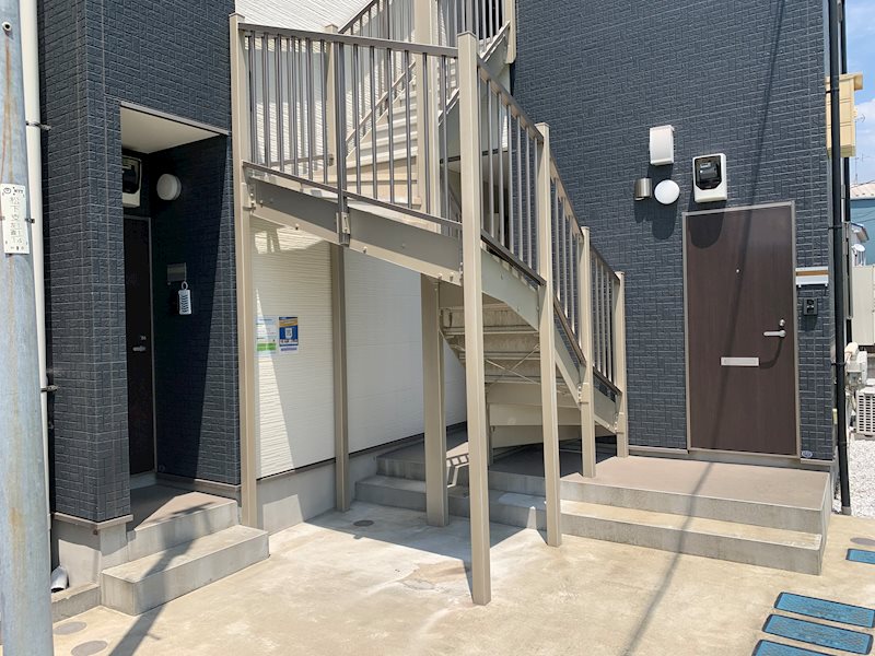 アーヴェル松見町 エントランス