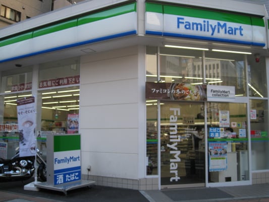 HF新横浜レジデンス コンビニ