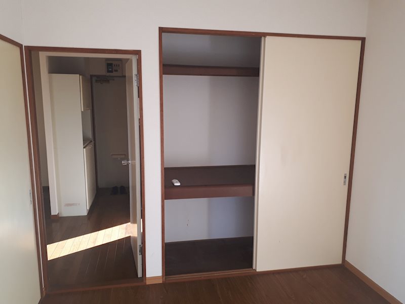 エステートピアモルツ 収納