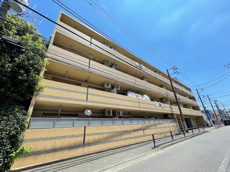 エマーレ新川崎 外観