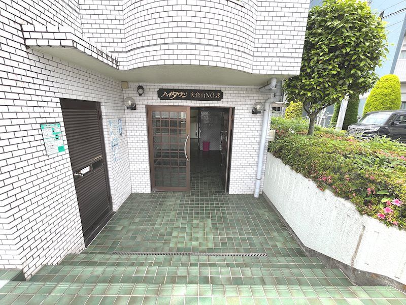 ハイタウン大倉山No.3 エントランス