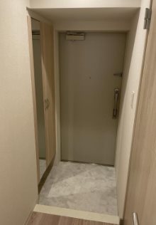 ベルラディエ新横浜 玄関