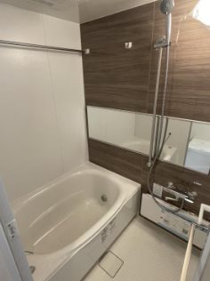 ベルラディエ新横浜 風呂画像