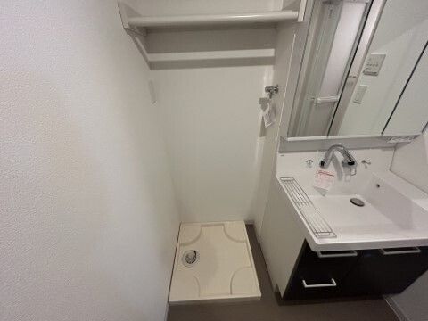 ラグランジュ新川崎 洗面所