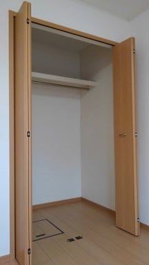 カーサ　マルフィール 収納