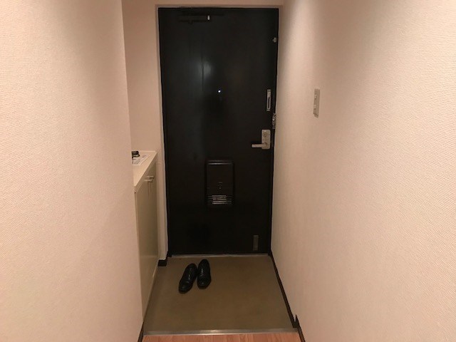 メゾン・ド・山田 玄関